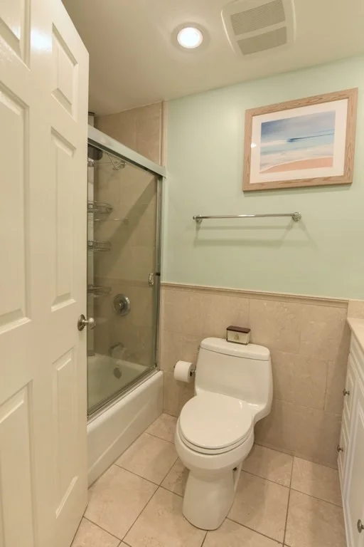 21 Main, Charlestown