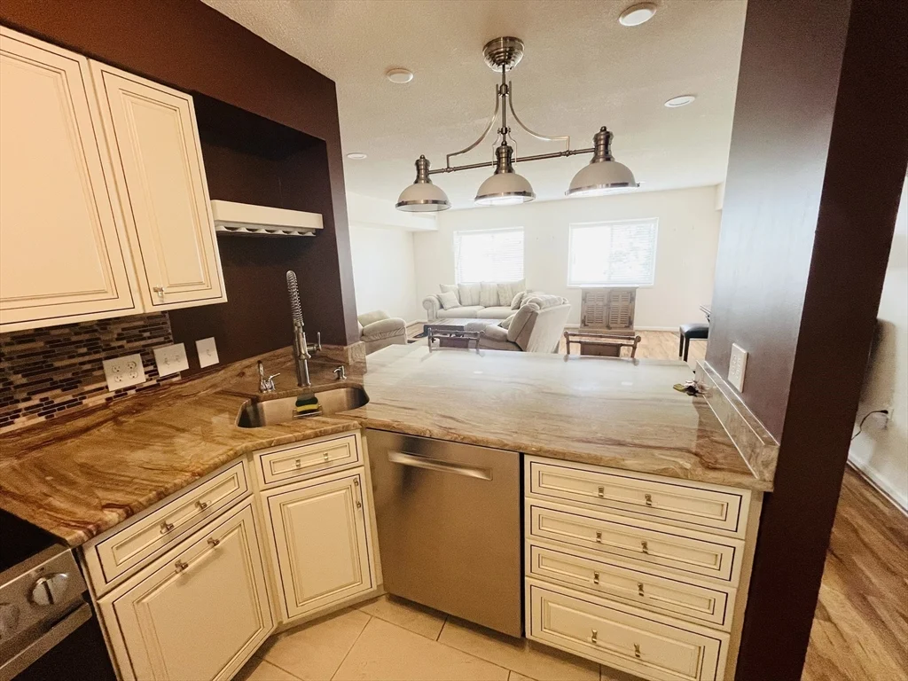 50 South Common St, Lynn