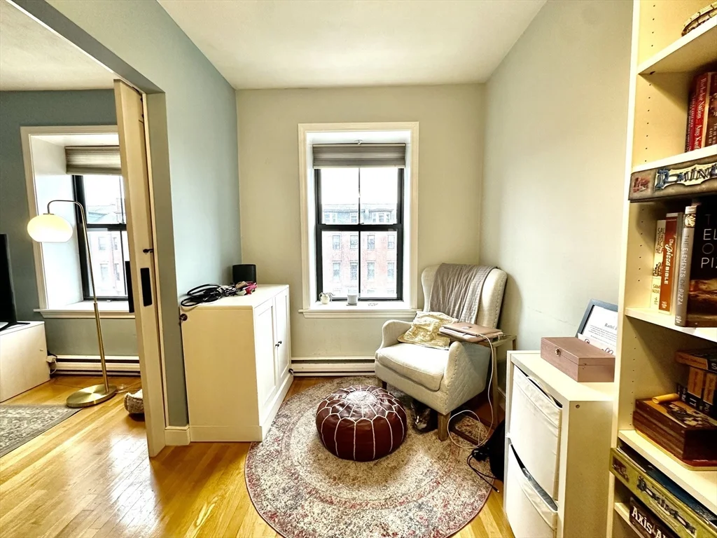 664 Massachusetts Ave, South End