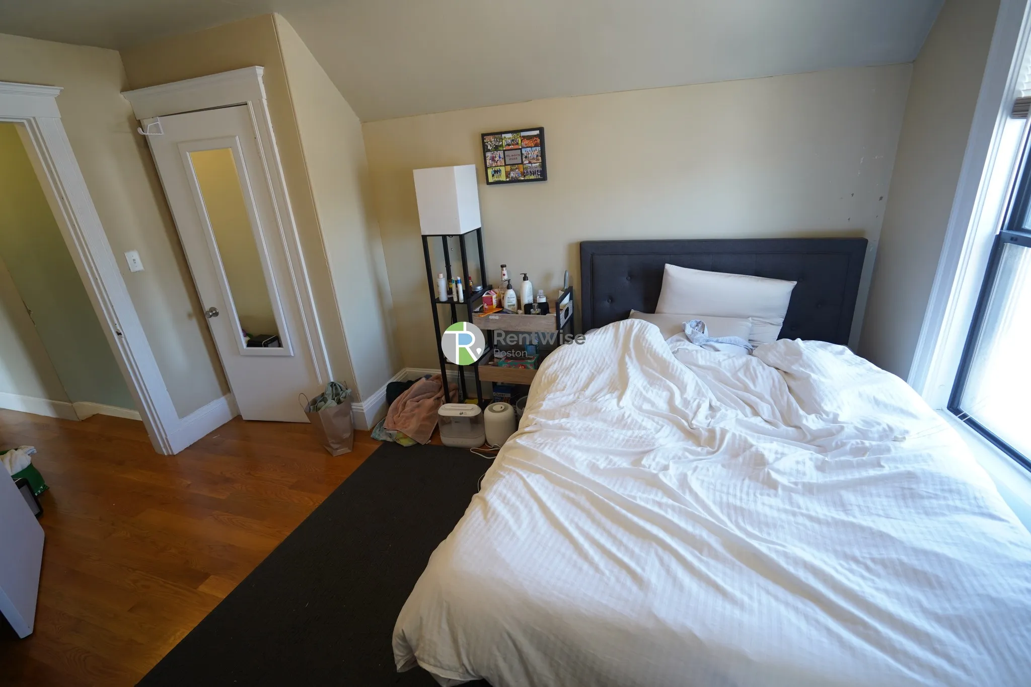 52 Pearson Rd, Tufts