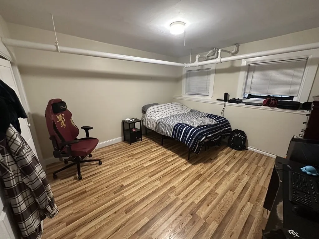 39 Glenville Ave, Allston