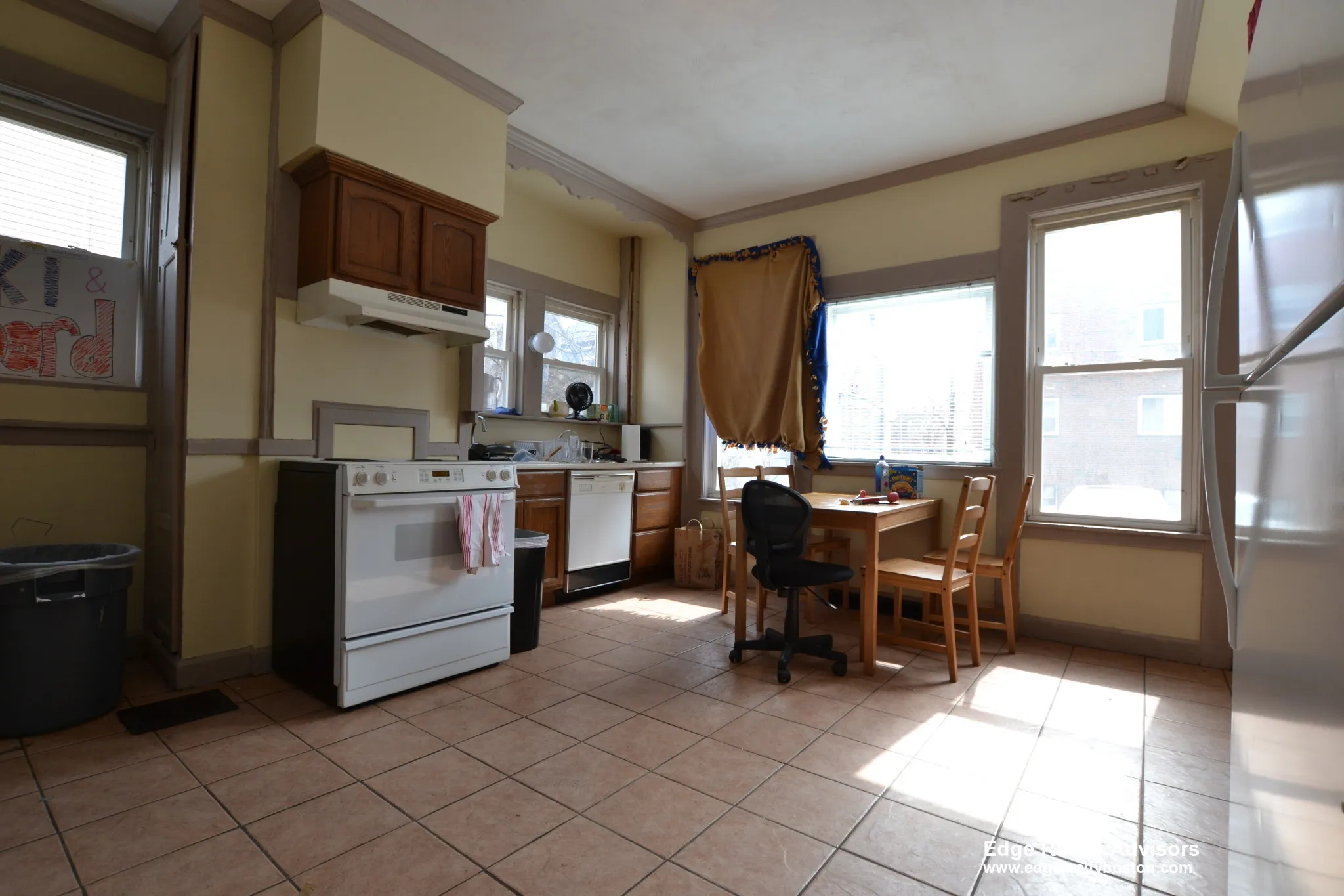 44 Linden St, Allston