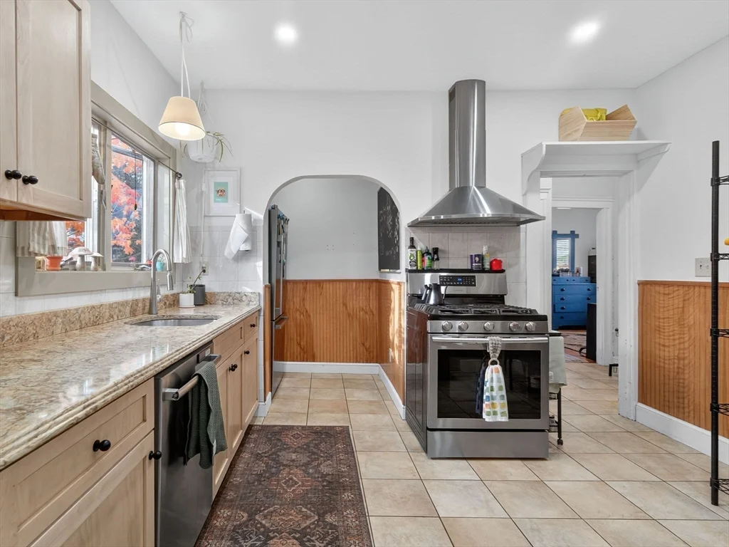 35 Hancock St, Medford