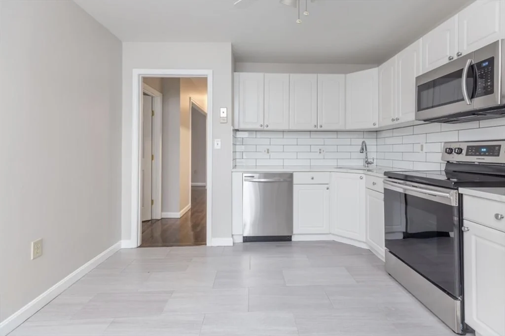 15 Aspinwall Ave, Coolidge Corner
