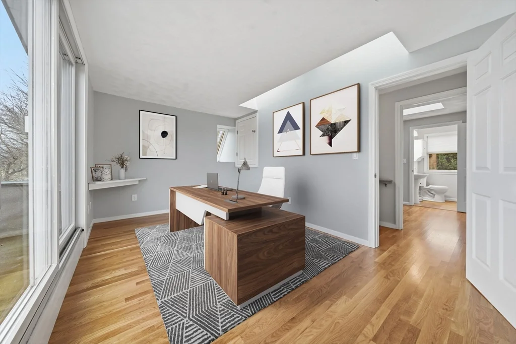 184 Park St, North Reading