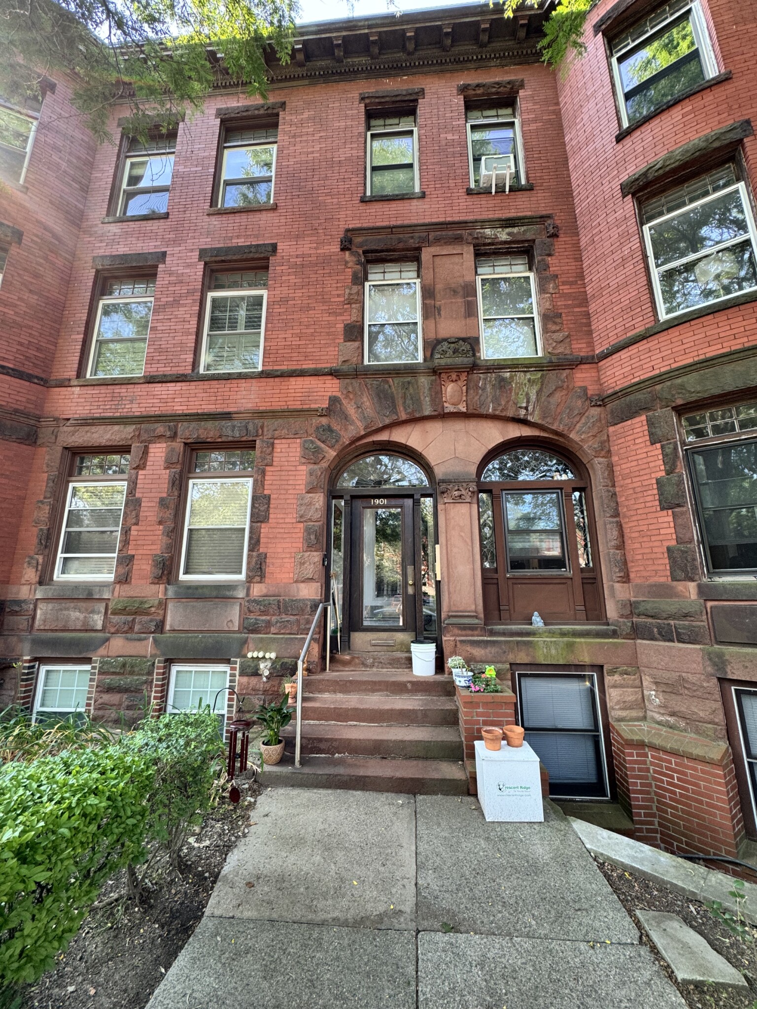 1901 Beacon St, Brookline