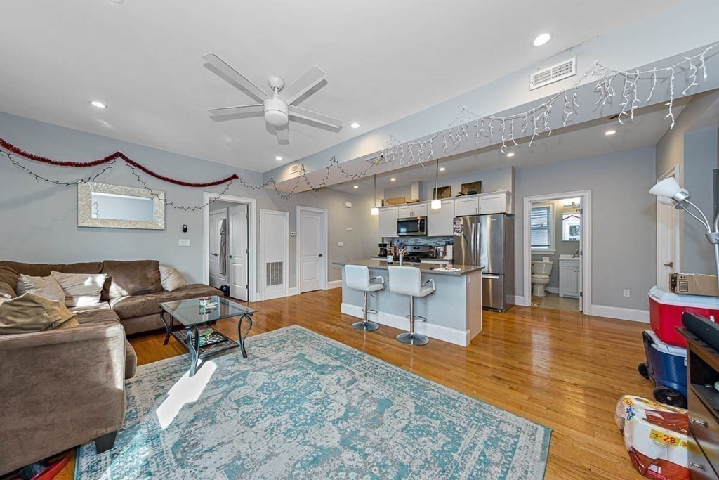 195 East Cottage St, Dorchester