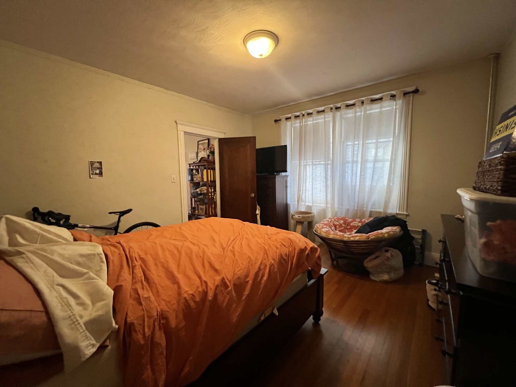 1950 Commonwealth Ave, Brighton