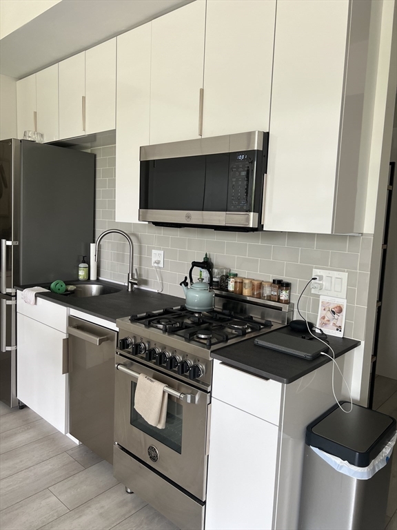 1166 Washington St, South End