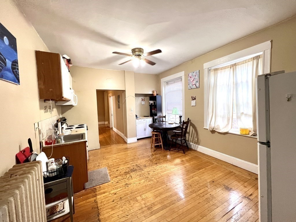 32 Reedsdale St, Allston