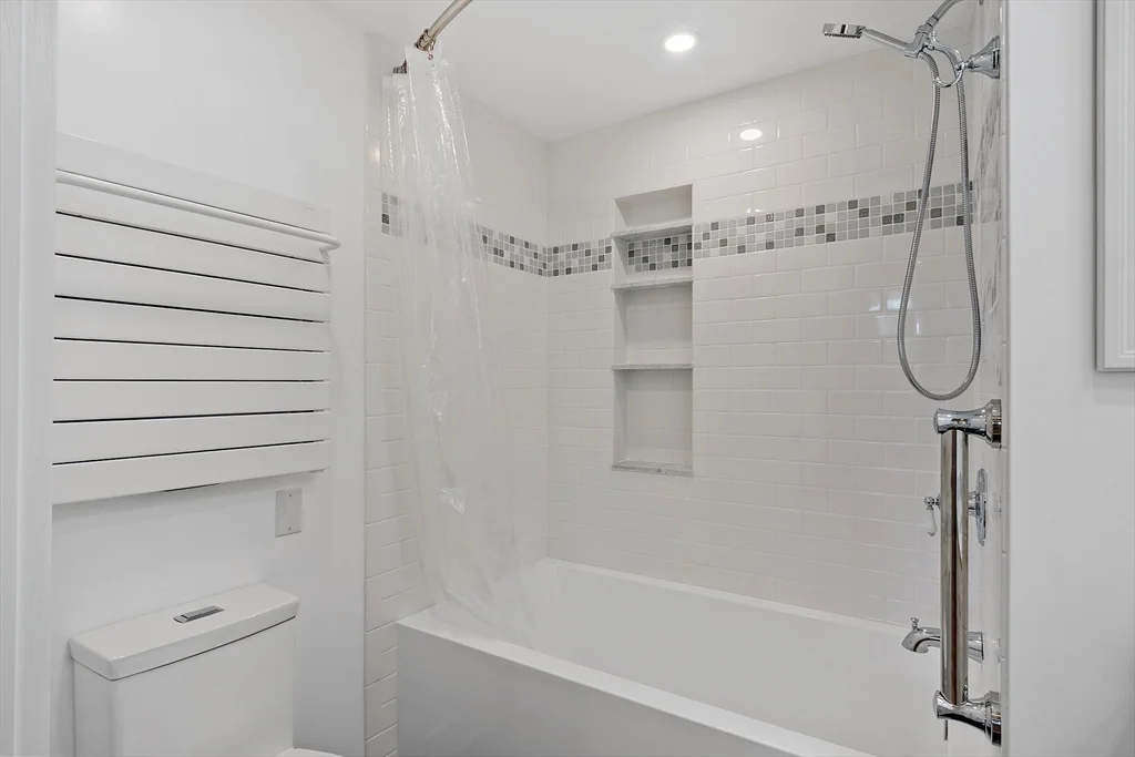 40 Atlantic Ave, Rockport