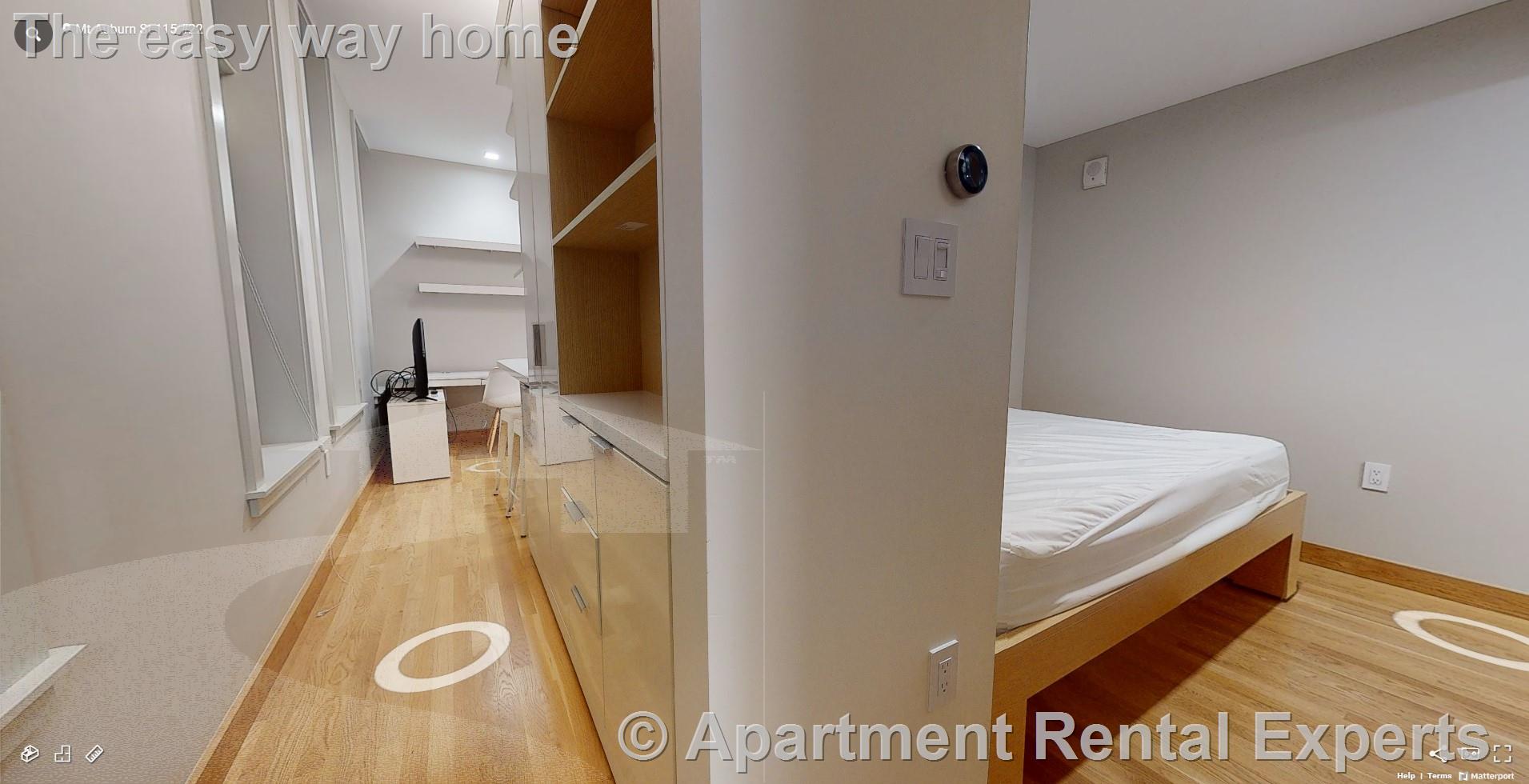 115 Mt Auburn St, Harvard Square