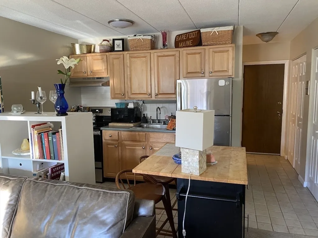 60 Pleasant St, Arlington