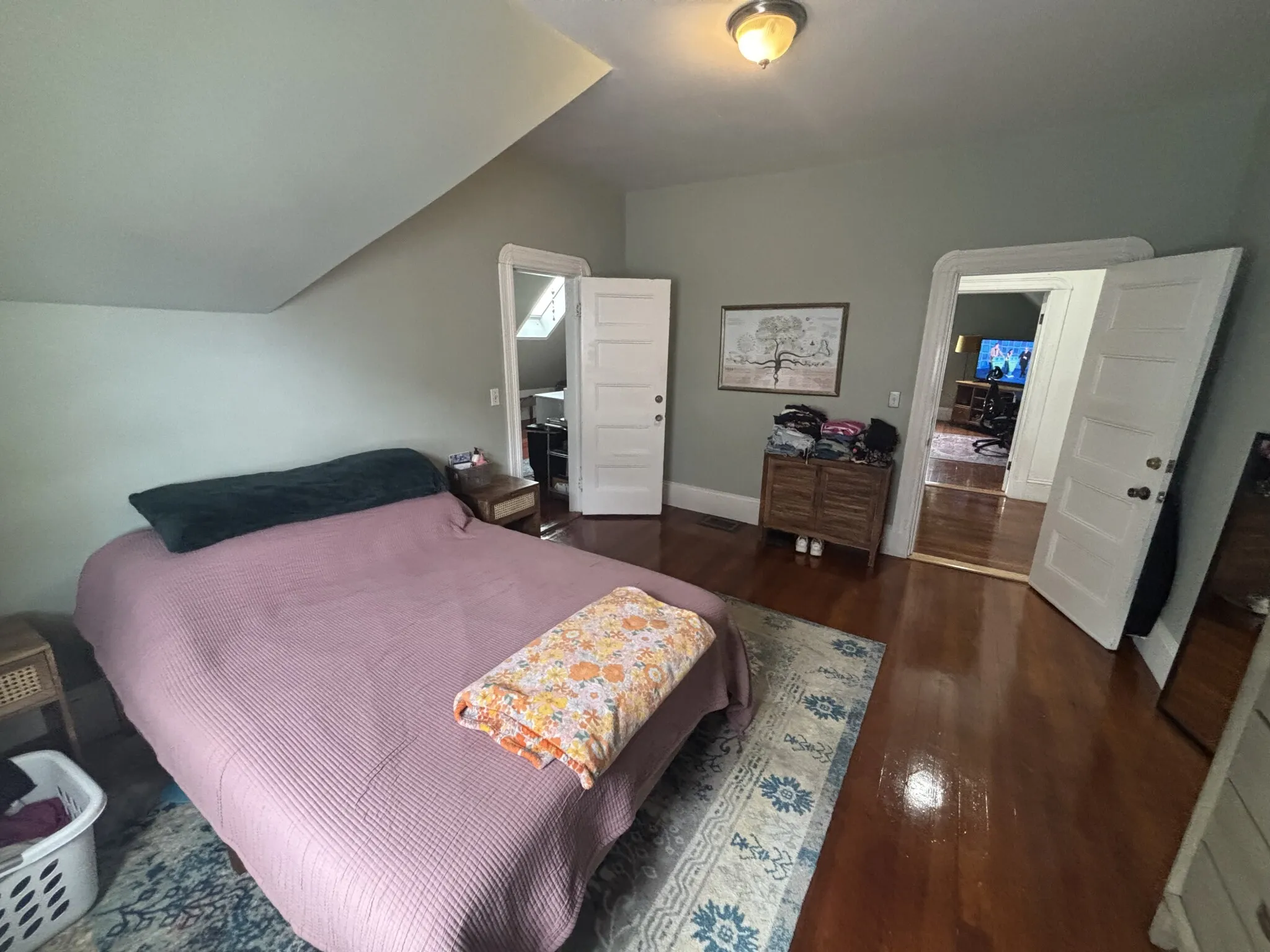 458 Broadway, Magoun Square