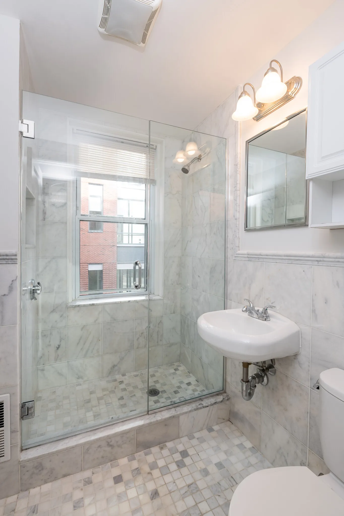 49 Worthington St, Mission Hill