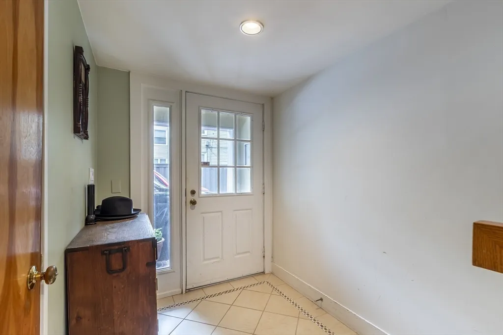 54 Trowbridge St, Mid-Cambridge