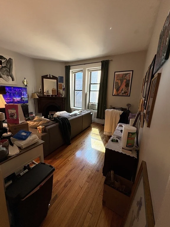 271 Dartmouth St, Back Bay