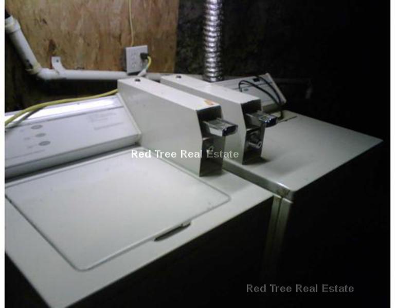 127 Cedar St, Roxbury