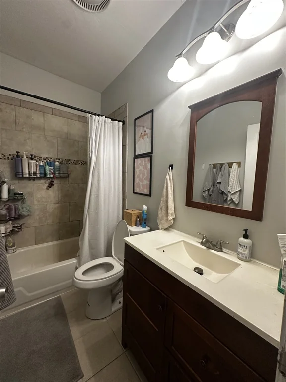 319 West Fourth St, South Boston