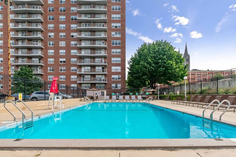 3 bed, 2 bath apartment for rent at 75 Saint Alphonsus St Unit 0607, Mission Hill — photo 18 of 42