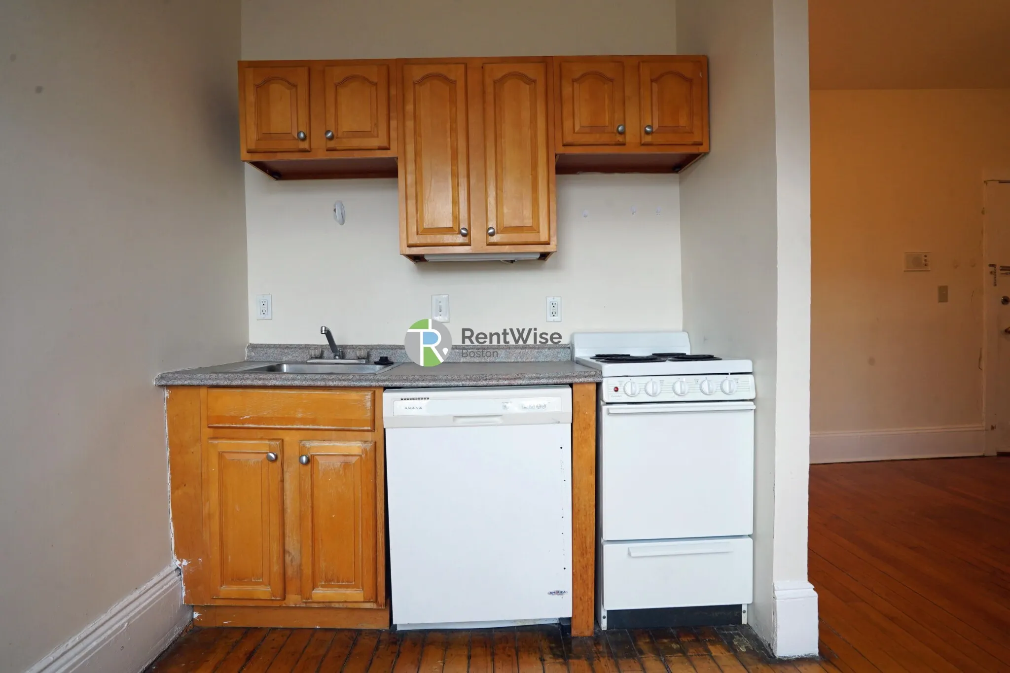 1212 Commonwealth Ave, Brighton