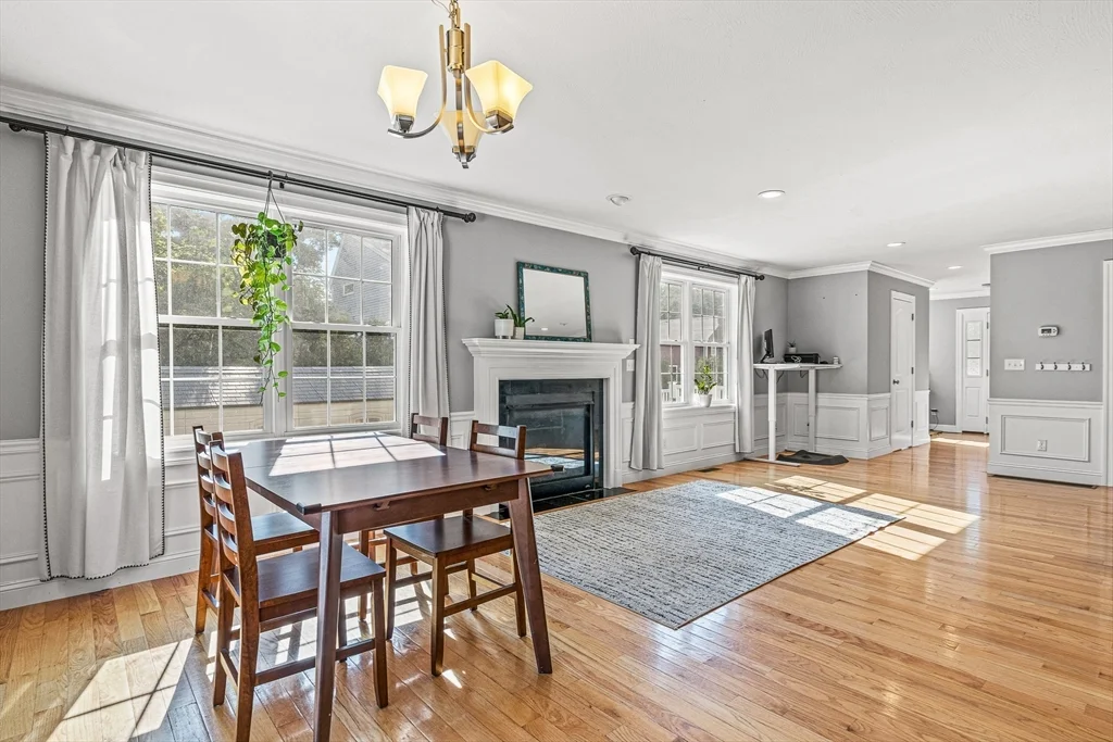 176 Washington St, Reading