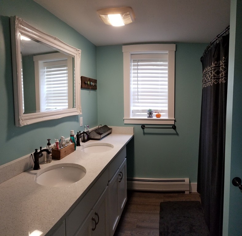 51 Moore Rd, New Braintree