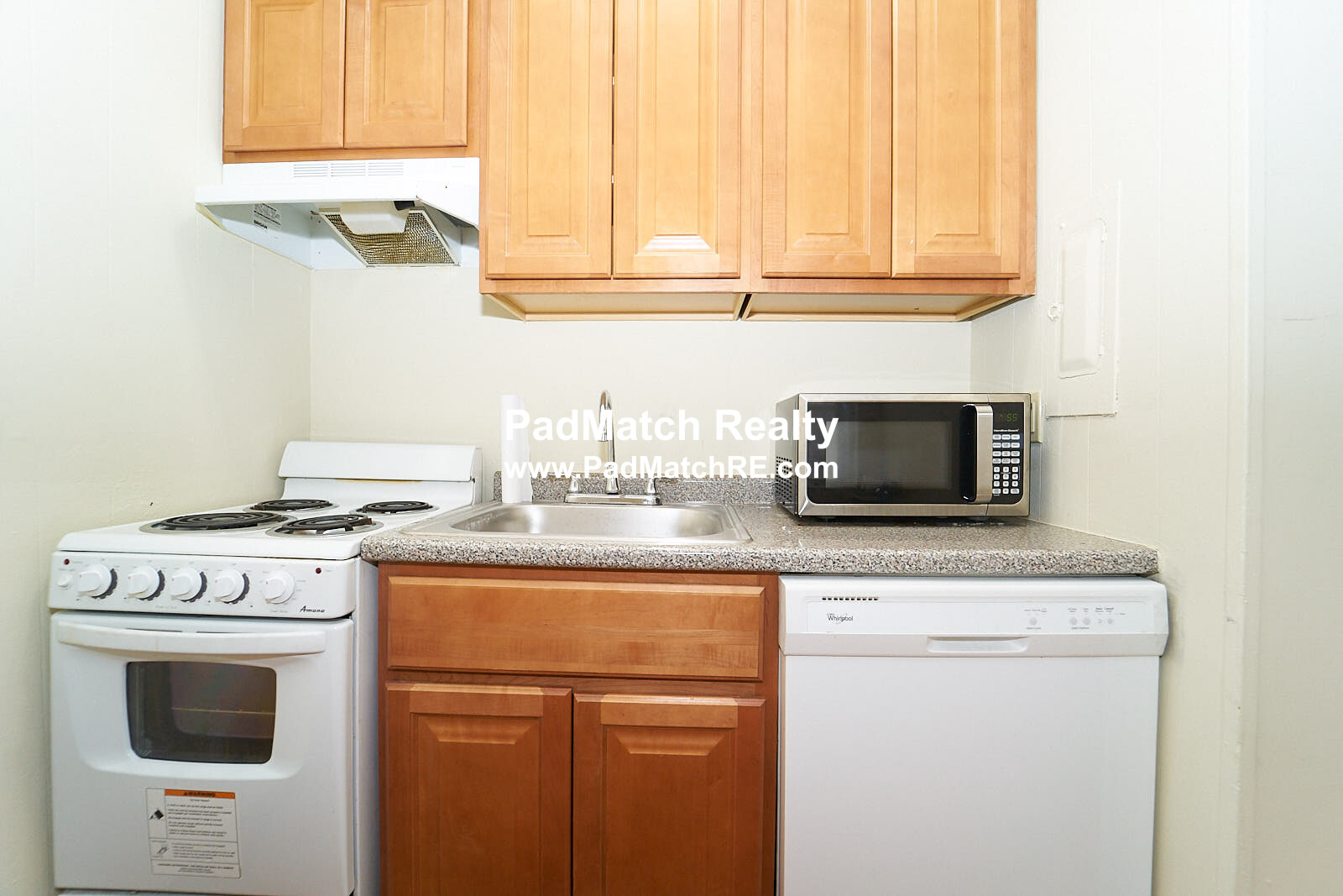 1128 Commonwealth Ave, Allston