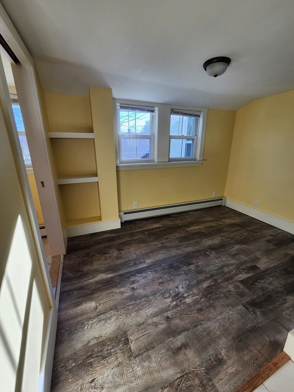 136 South Main St, Sharon