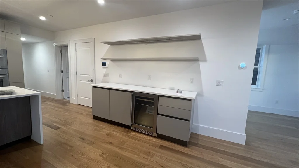 726 E 8th St, South Boston