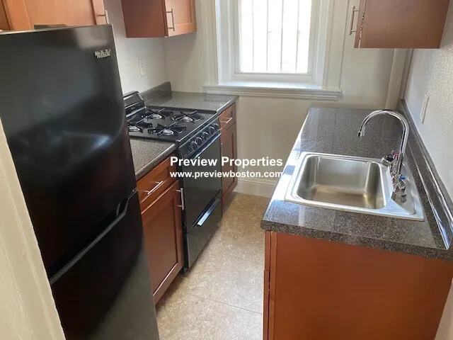 1175 Boylston St, Fenway