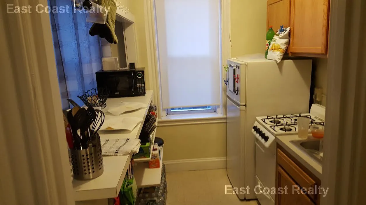 368 Riverway, Mission Hill