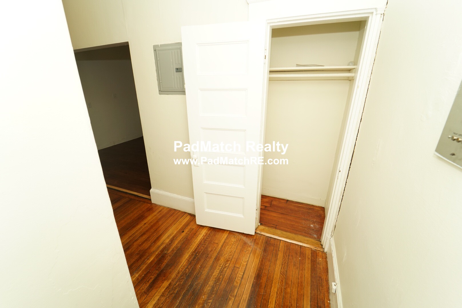 1595 Beacon St, Brookline