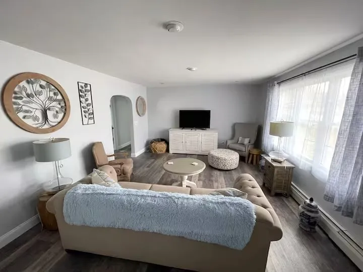 297 Swansom Rd, Swansea