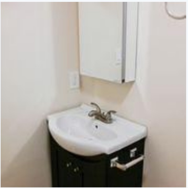 712 Shawmut Ave, Roxbury