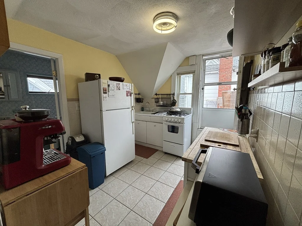 11 Prospect Hill Ave, Prospect Hill