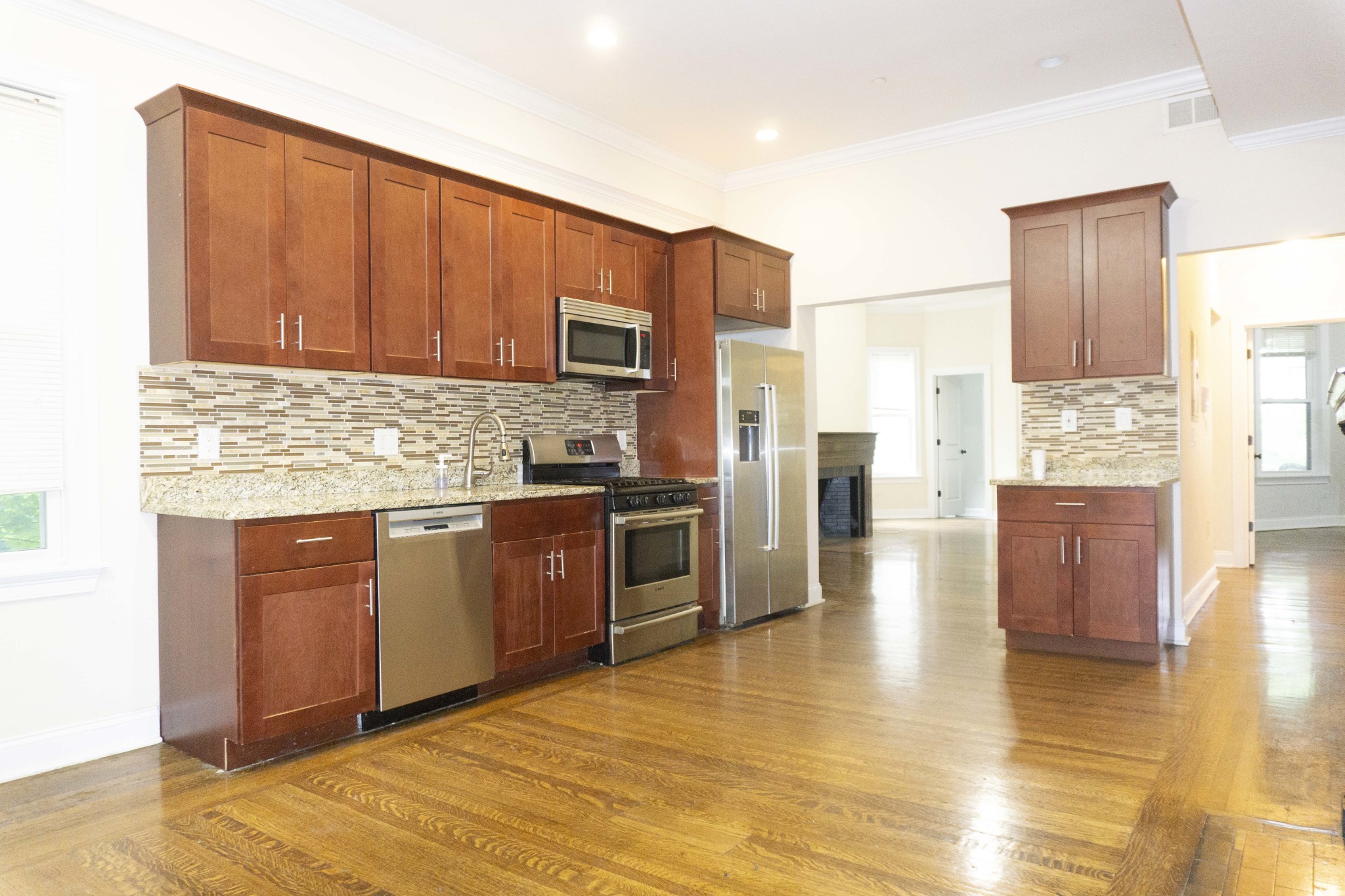 4 bed, 2 bath apartment for rent at 18 Robeson St Unit 1, Jamaica Plain — photo 1 of 13