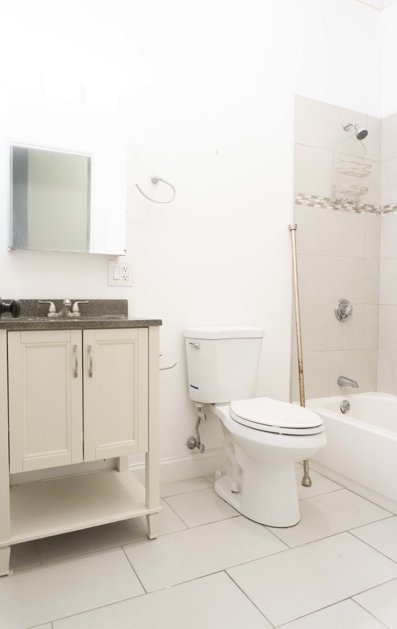 4 bed, 2 bath apartment for rent at 18 Robeson St Unit 1, Jamaica Plain — photo 11 of 13