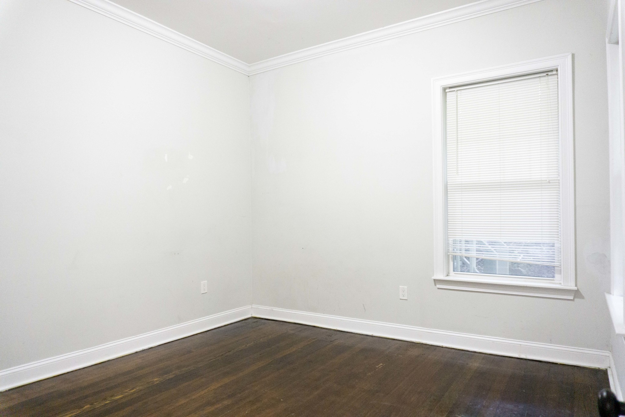 4 bed, 2 bath apartment for rent at 18 Robeson St Unit 1, Jamaica Plain — photo 9 of 13