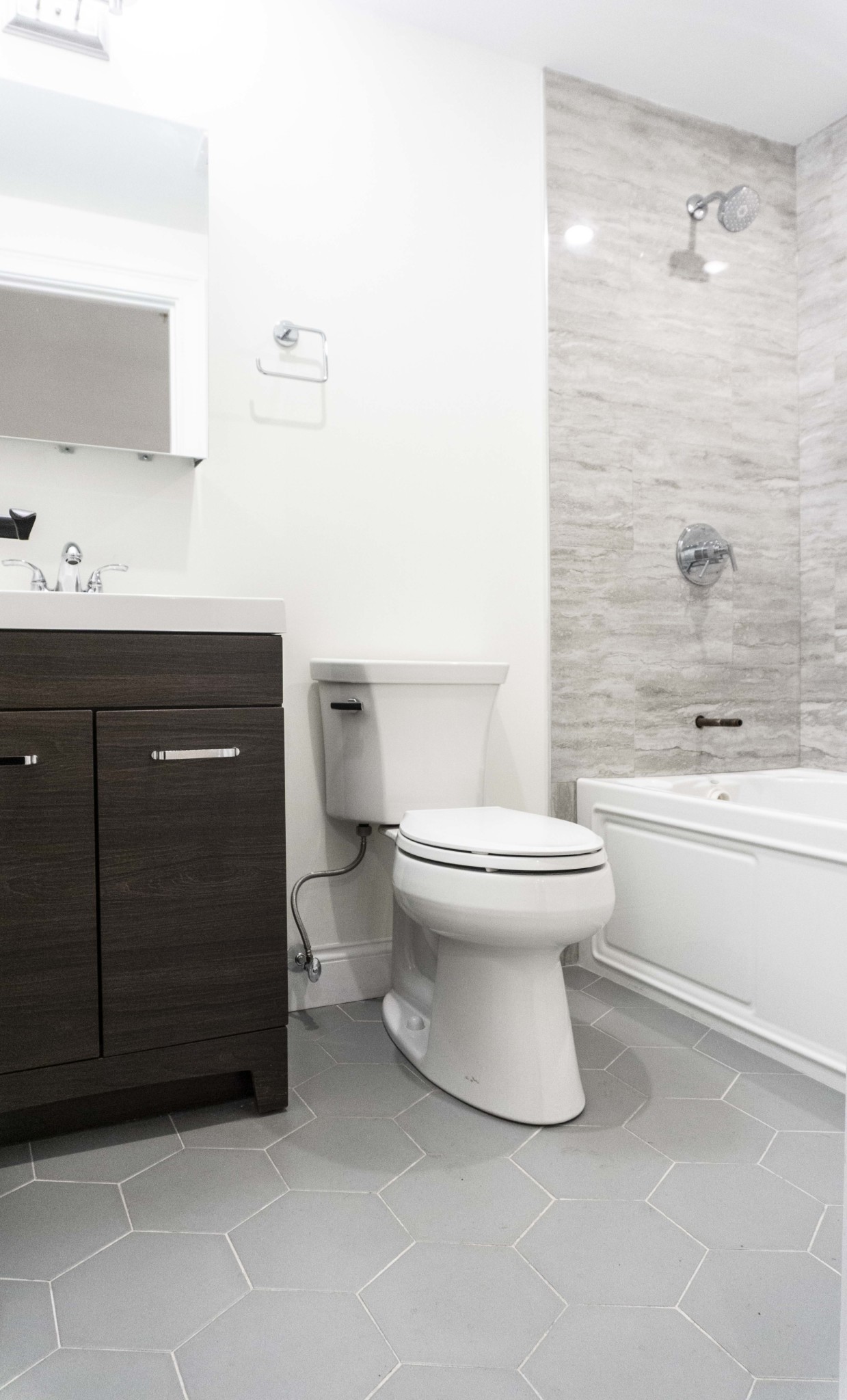 2017 Commonwealth Ave, Brighton