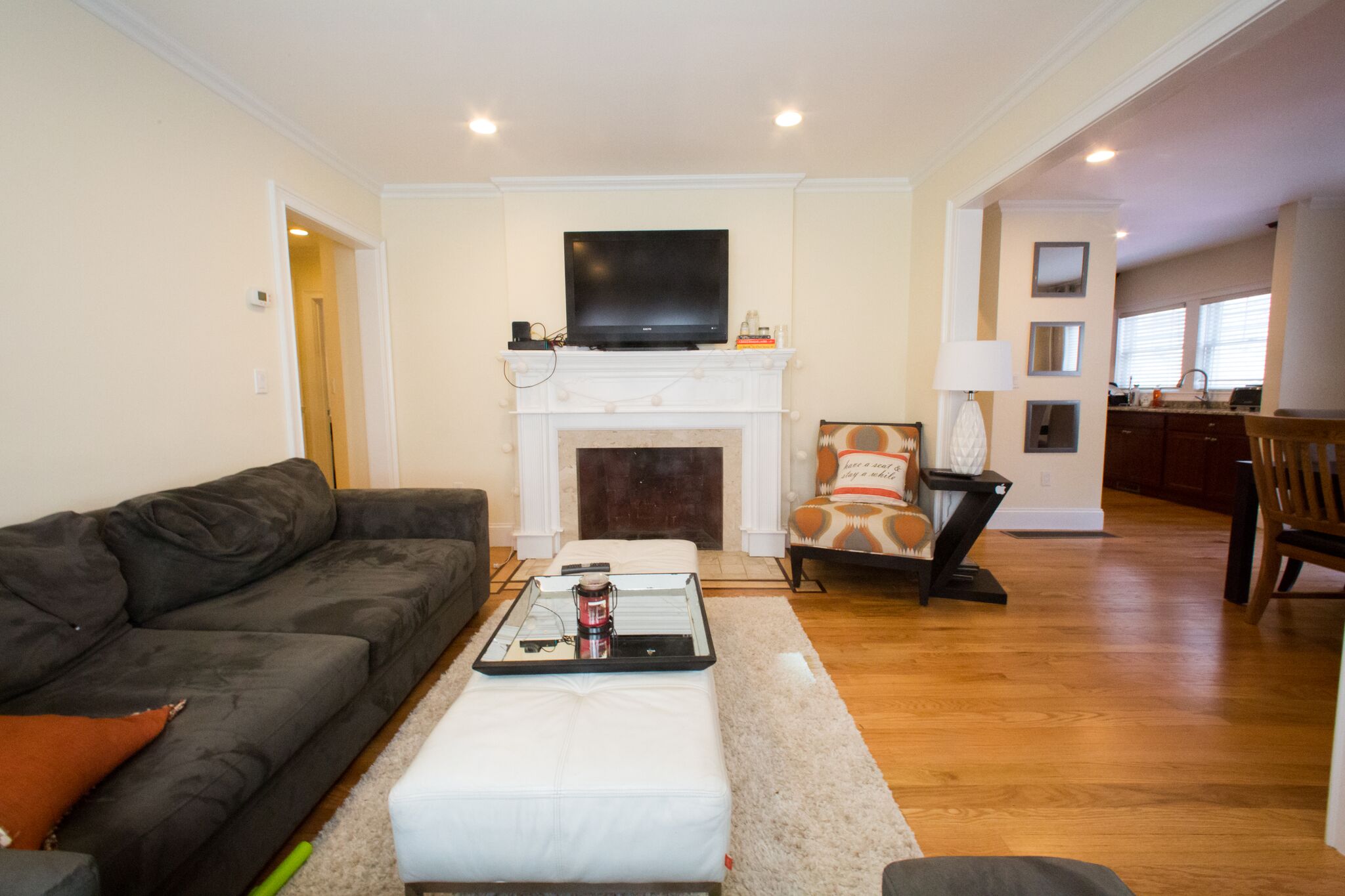 4 bed, 2 bath apartment for rent at 3537 Beaconsfield St Unit 1, Washington Square — photo 7 of 17