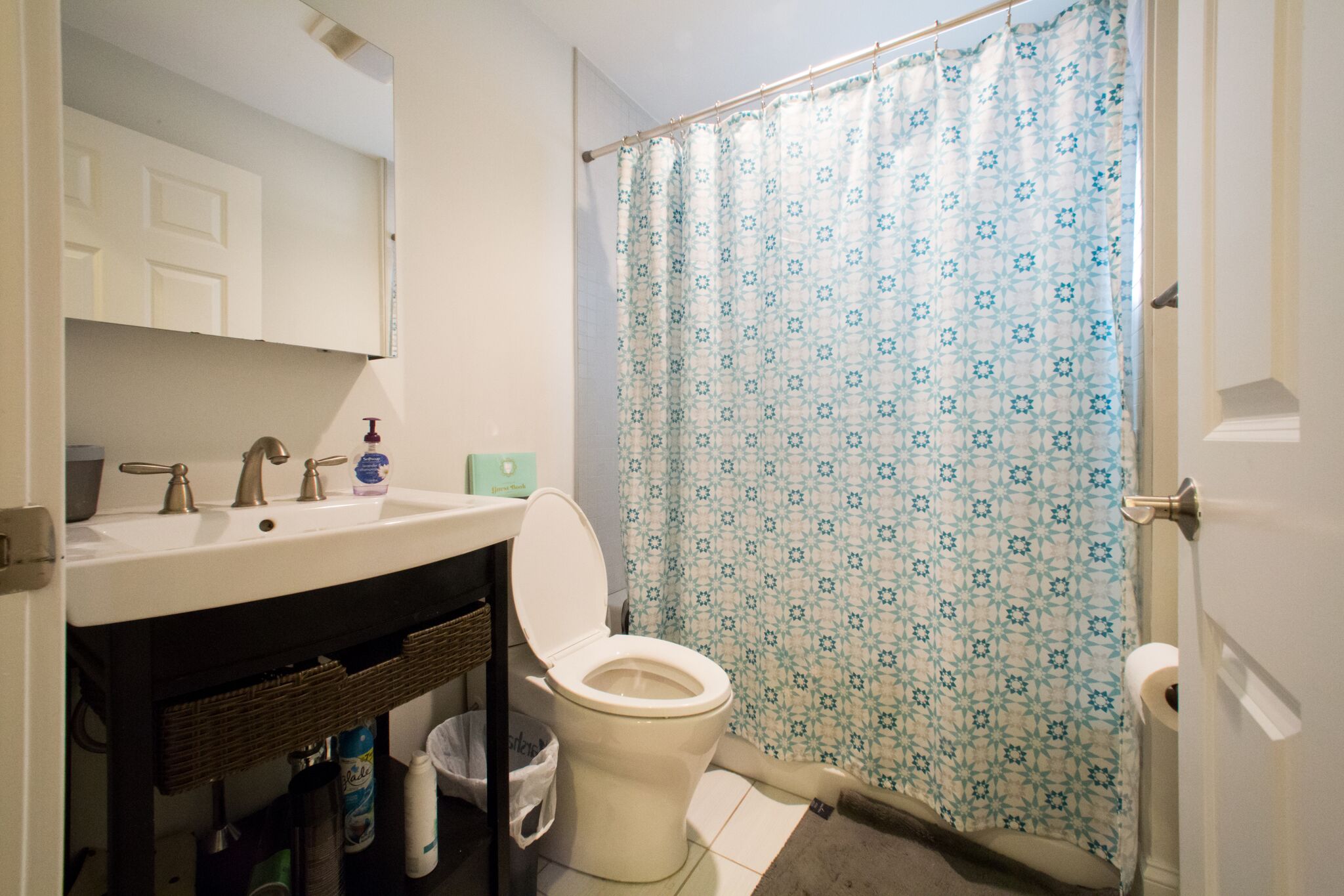 4 bed, 2 bath apartment for rent at 3537 Beaconsfield St Unit 1, Washington Square — photo 14 of 17
