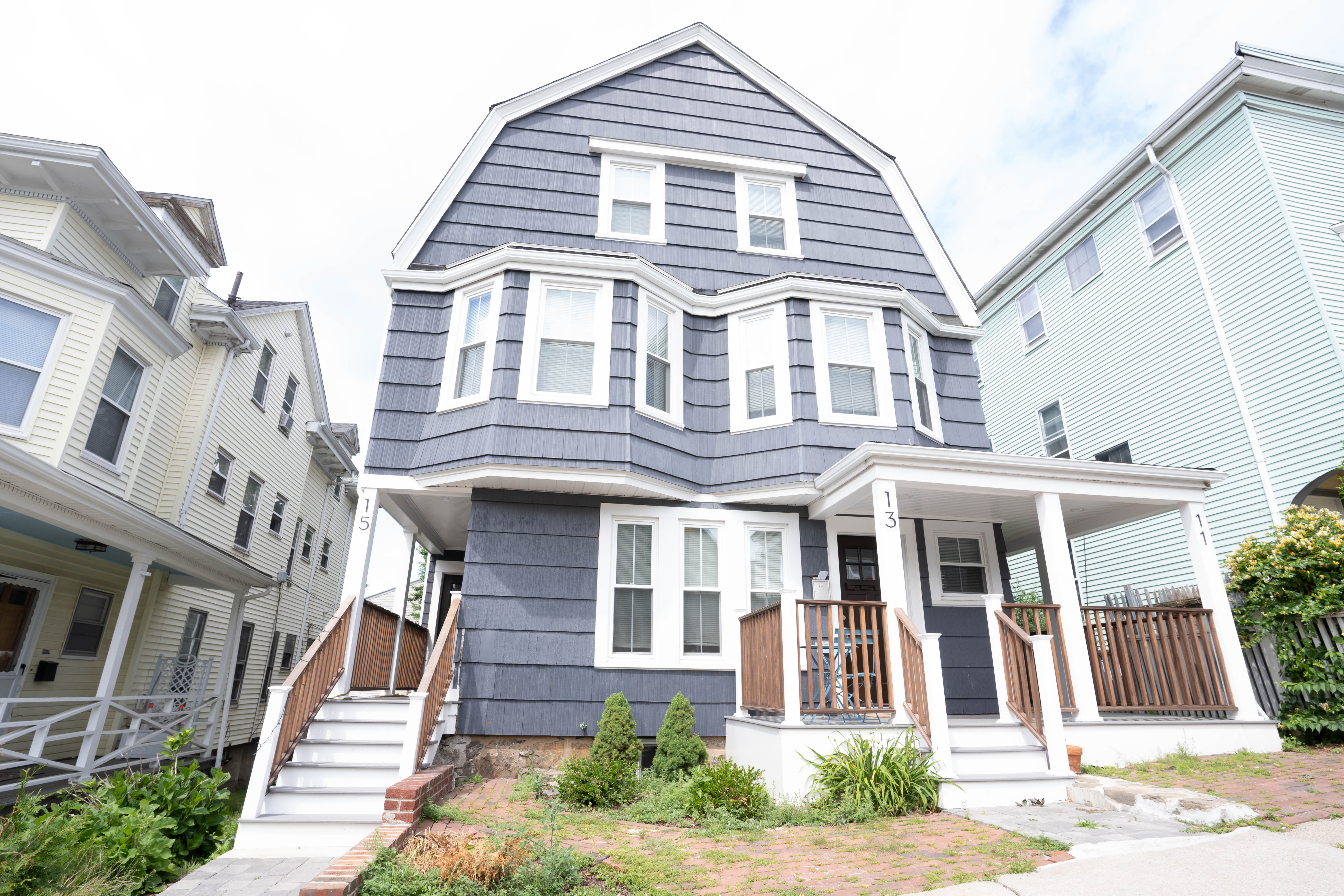 3 bed, 2 bath apartment for rent at 15 Pomeroy St Unit -, Allston — photo 2 of 6