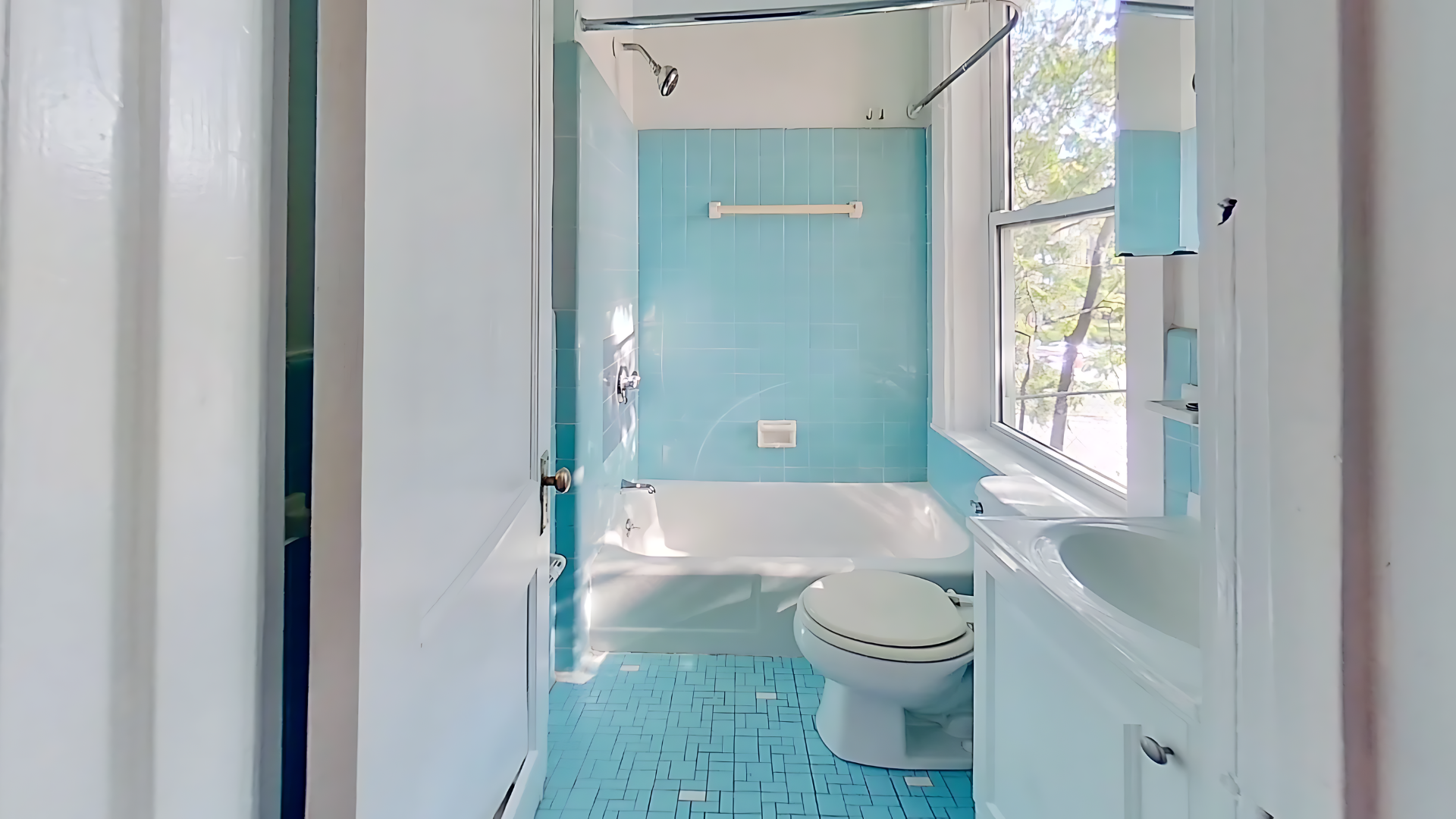 1789 Commonwealth Ave, Brighton