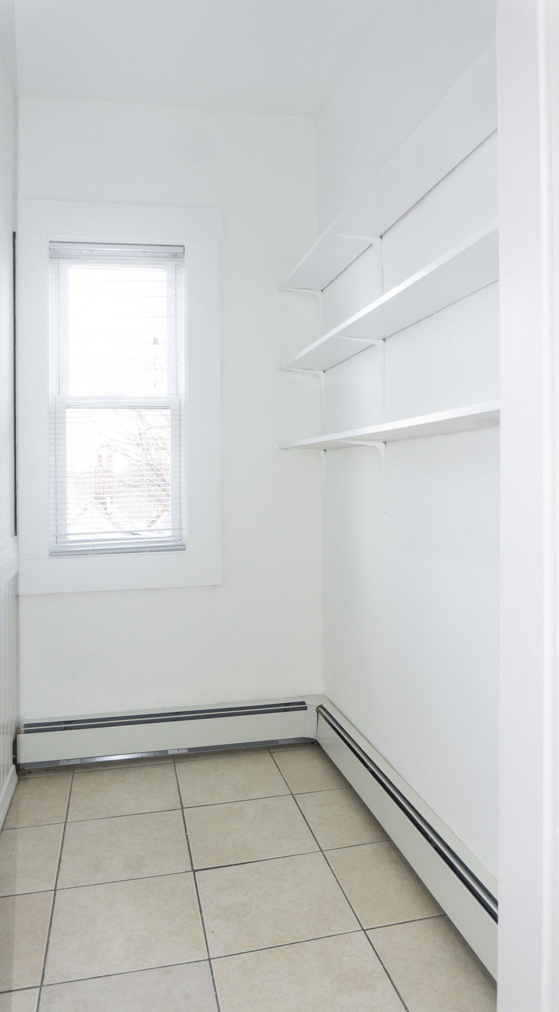 3 bed, 1 bath apartment for rent at 3147-3149 Washington St Unit 3, Jamaica Plain — photo 7 of 8