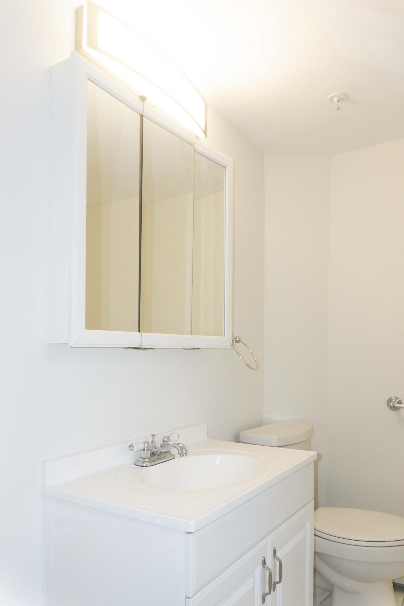 3 bed, 1 bath apartment for rent at 3147-3149 Washington St Unit 3, Jamaica Plain — photo 8 of 8