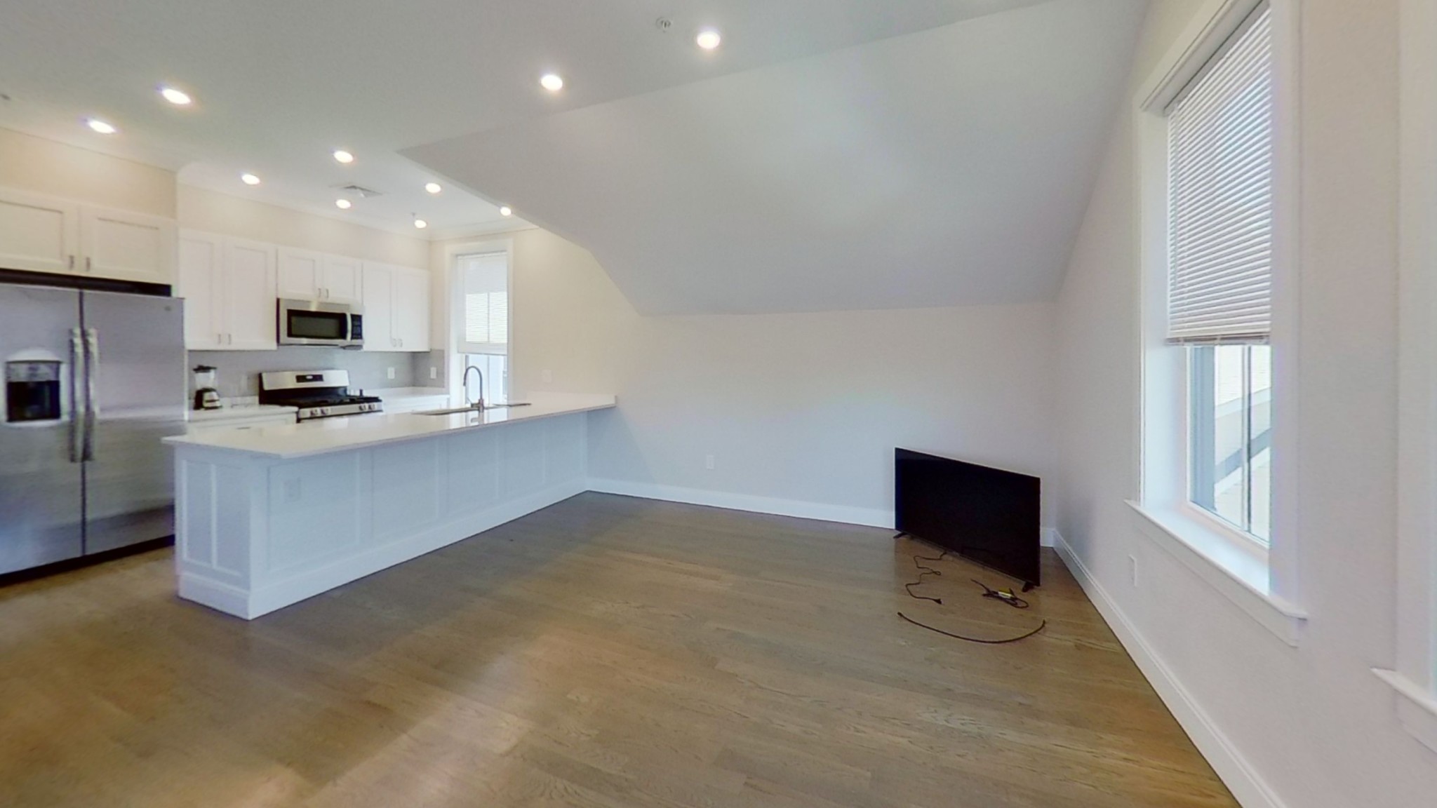 79 Linden St, Brighton