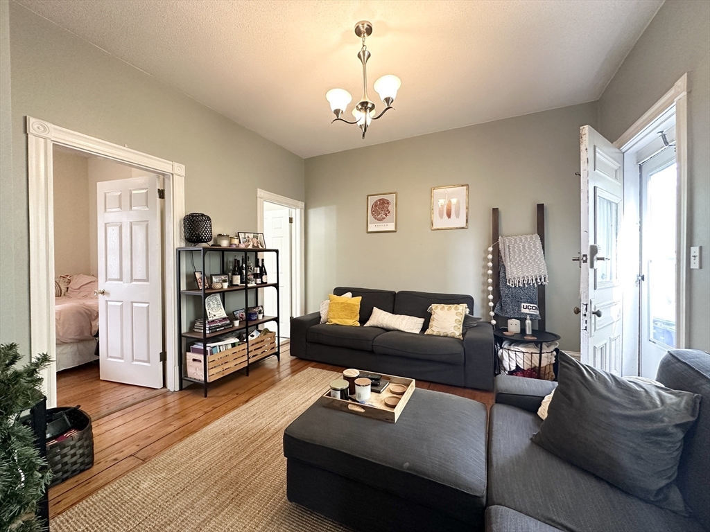 108 Beacon St, Ward Two