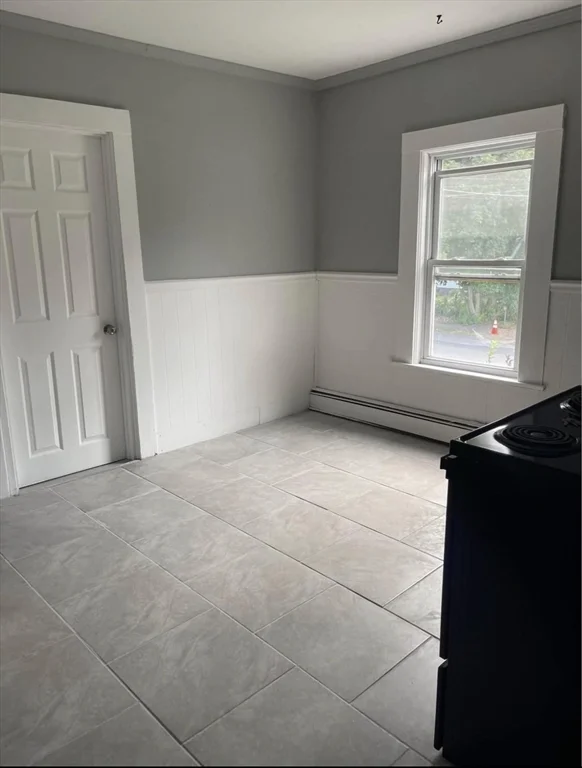 93 Spruce St, Winchendon