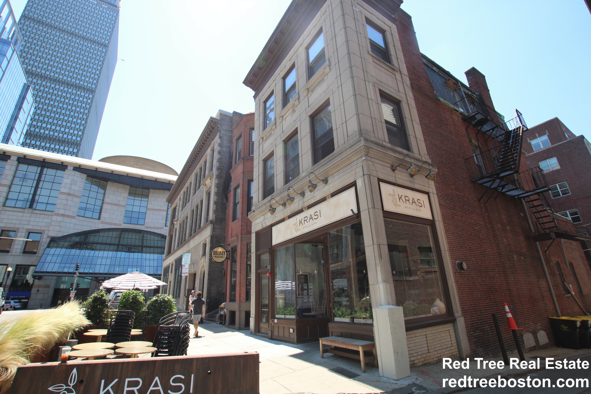 48 Gloucester St, Back Bay